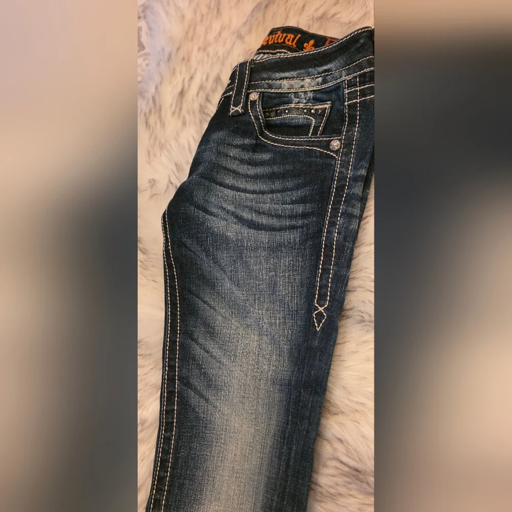 Rock Revival Noel Bootcut Jeans Size 26 Heavy Stitch Distressed Like New